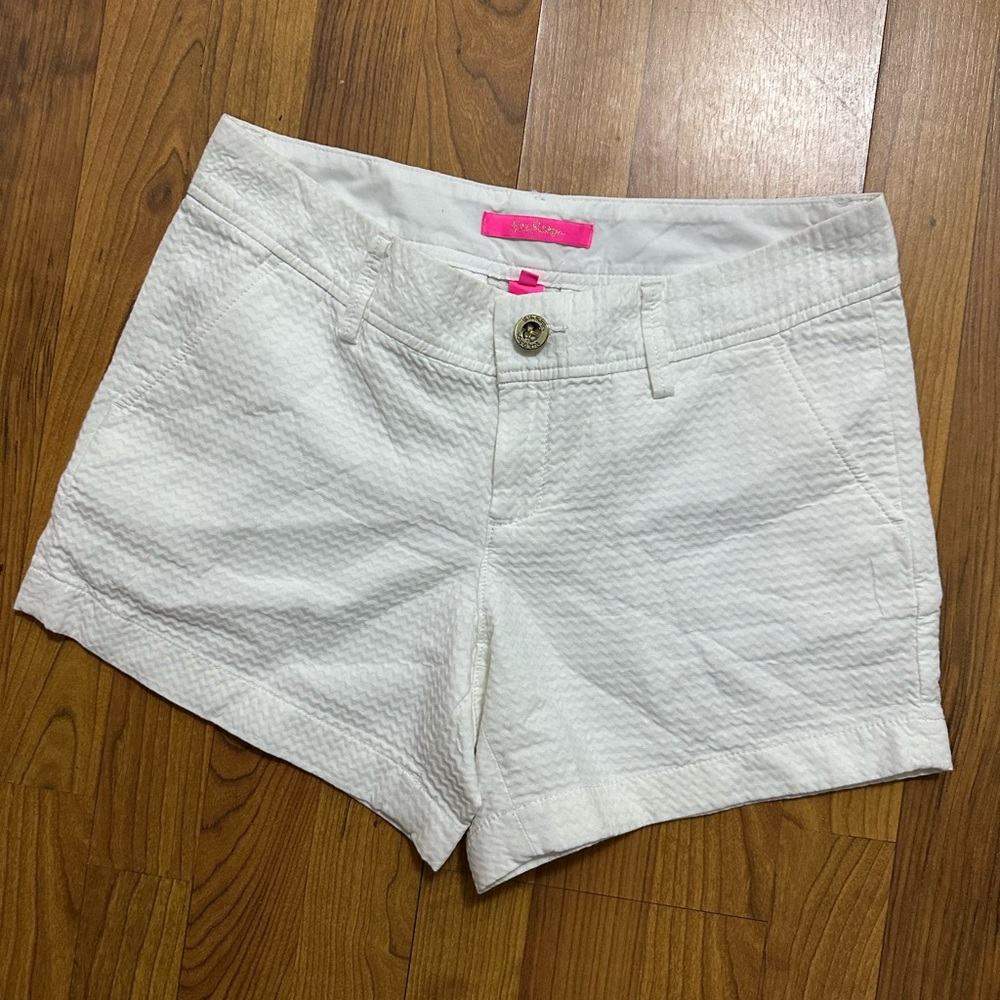 Lilly Pulitzer White Textured Shorts